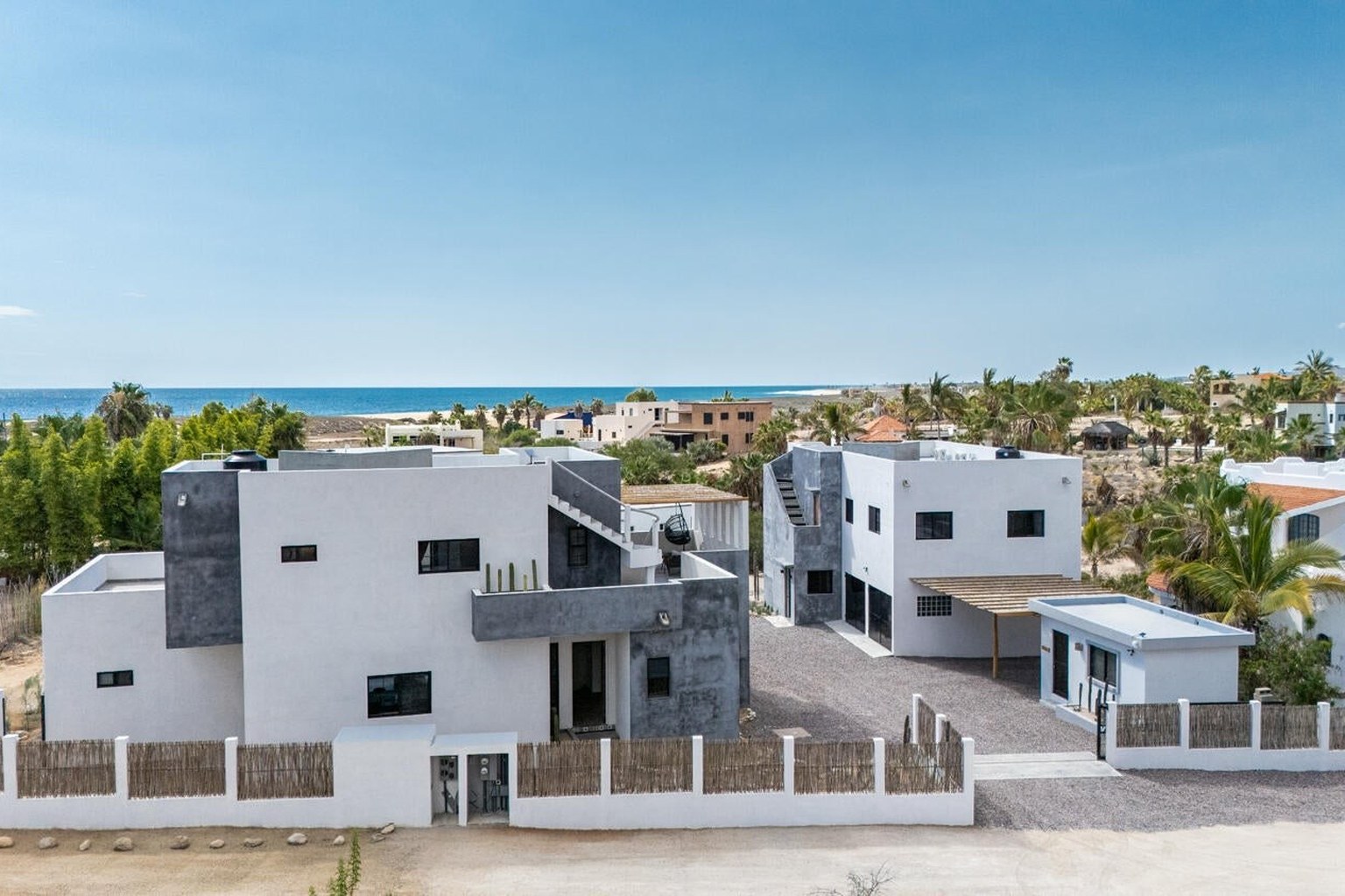 Beachfront villas at Las Tunas, Baja California Sur